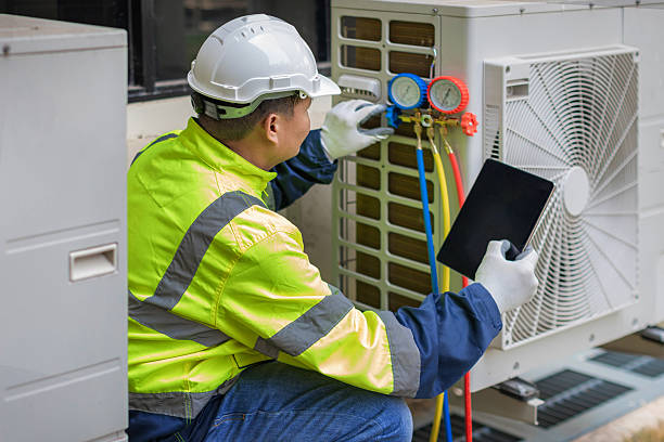 Professional Hvac Maintenance technician working in Dartmouth, MA